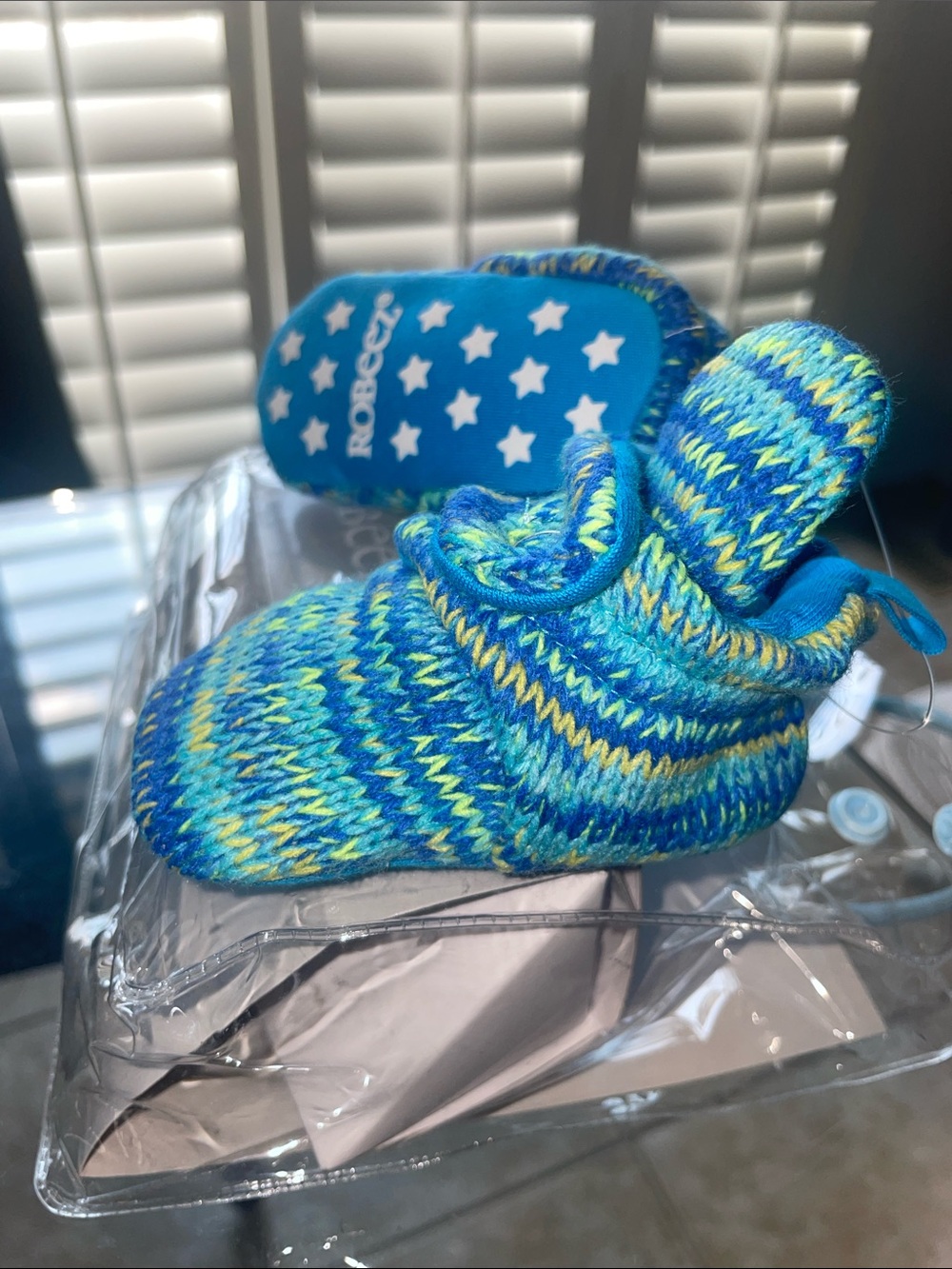 Robeez marled dean Blue and Lime Knit Baby Snap Booties